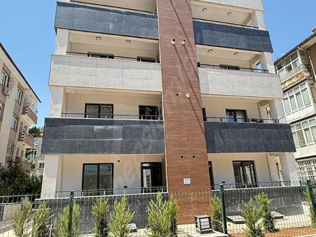 ŞRHİR MERKEZİNDE SIFIR YENİ YAPILI 2+1 SATILIK