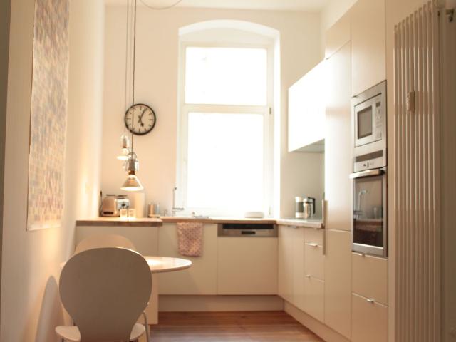 Rhina Fashionable and spacious apartment in Prenzlauer Berg, Berlin Amsterdam Apartments for Rent