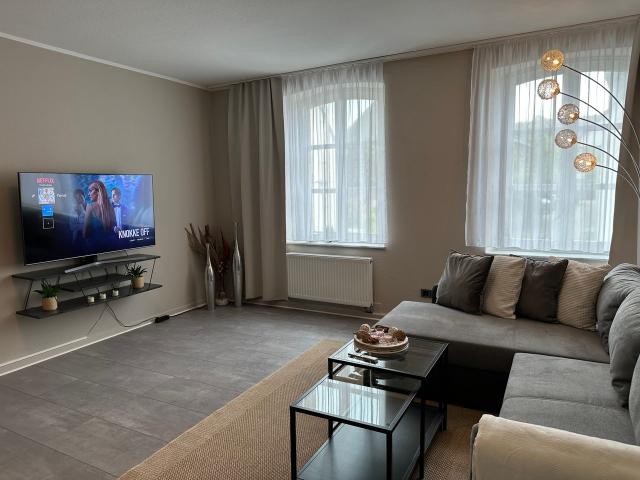 Rhine River apartment in Leverkusen, Leverkusen Amsterdam Apartments for Rent