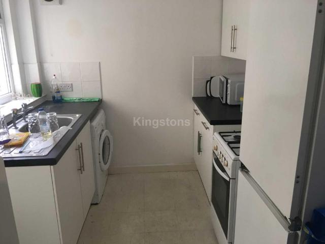 Rhymney Street, Cardiff CF24 3 bed terraced house to rent £1,680 pcm £388 pw
