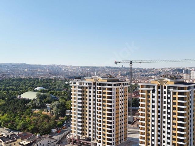 RİVA ALTINPARK Projesi 4+1 187m2 Balkonlu Satılık Daire