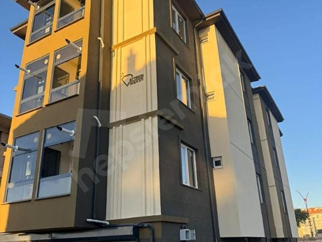 RİVA GAYRİMENKULDEN OSMANGAZİ MAHALLESİNDE KİRALIK EŞYALI SIFIR 1+1 APART!