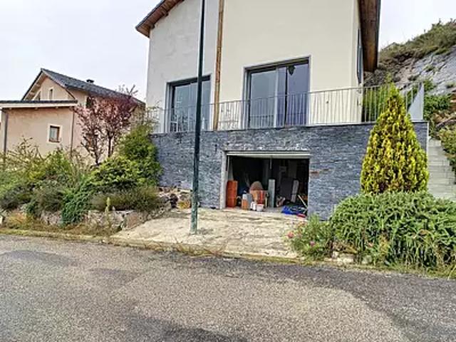 Rimplas 06420 Achat / Vente maison 5 pièces t5 au dernier étage