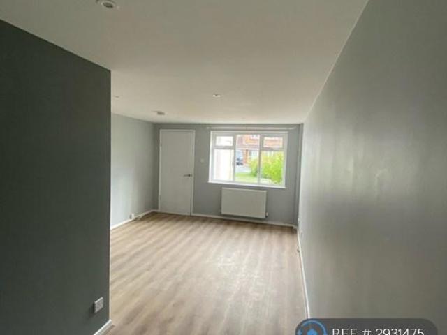 Ringmore Road, Bramhall, Stockport, SK7 1 bed maisonette to rent £1,100 pcm £254 pw