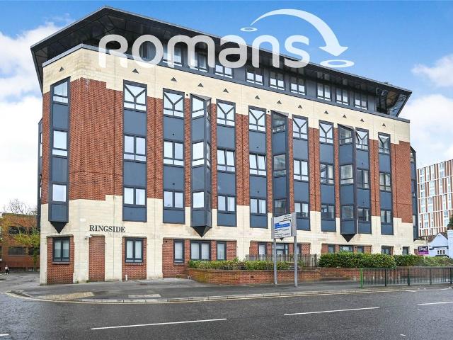 Ringside, High Street, Bracknell RG12, 2 bed flat to rent, £1,450 pcm | PrimeLocation