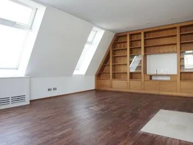 Ringstrassennähe! Luxuriöse 2 geschossige Dachterrassenwohnung in repräsentativem Stadtpalais!