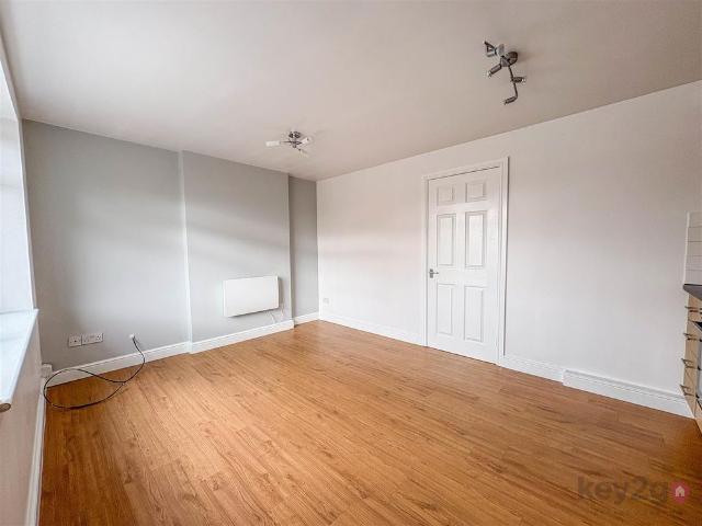 Ringwood Grove, Sothall, S20