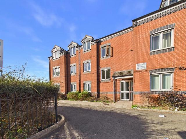 Ringwood Highway, Coventry, CV2 2GG 1 bed ground floor flat to rent £800 pcm £185 pw