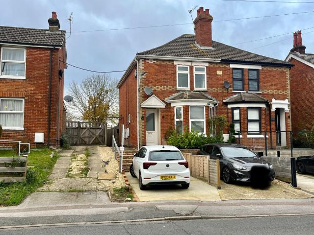 Ringwood Road, Totton, Southampton, SO40 8DS