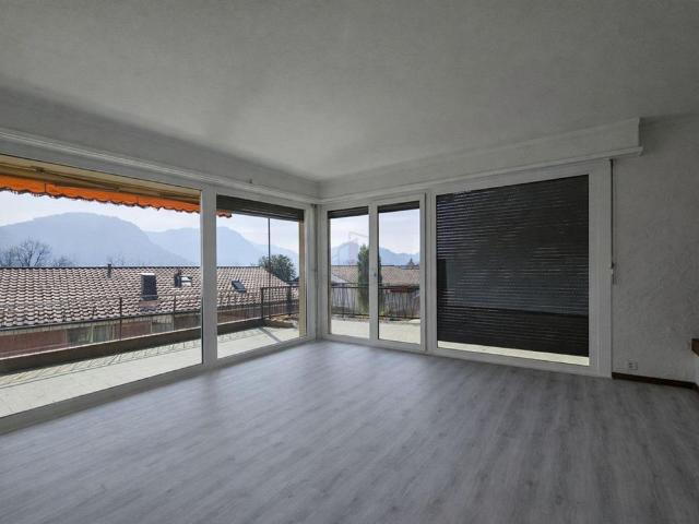 RINNOVATO, AMPIA TERRAZZA E VISTA SPLENDIDA