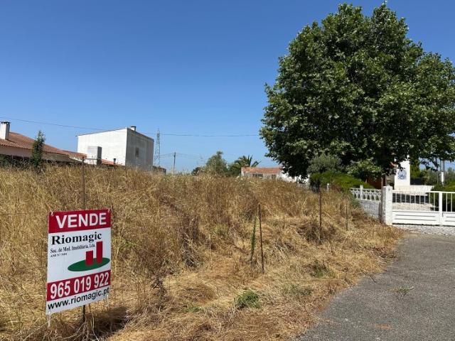 Rio Maior Terreno com Viabilidade de Construção em Alto da Serra