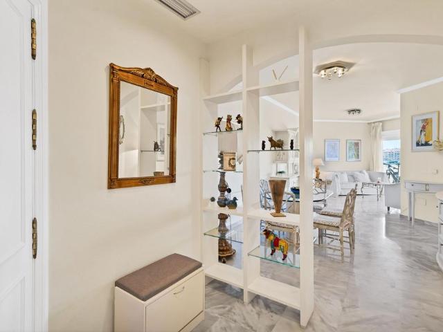 Río Real Penthouse