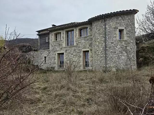Rioms 26170 Achat / Vente maison 8 pièces t8 jardin terrasse