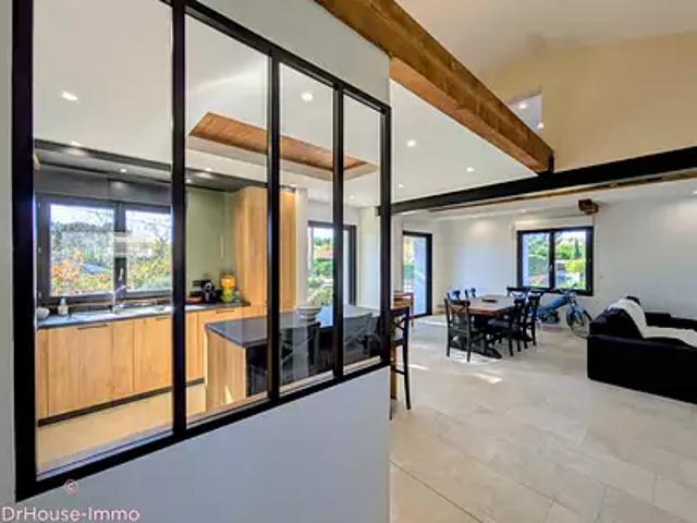 Ribaute les Tavernes 30720 Achat / Vente maison 5 pièces t5 au dernier étage terrasse