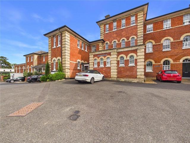 Ribbans Park Road, Ipswich, Suffolk IP3, 2 bed flat to rent, £1,300 pcm | PrimeLocation