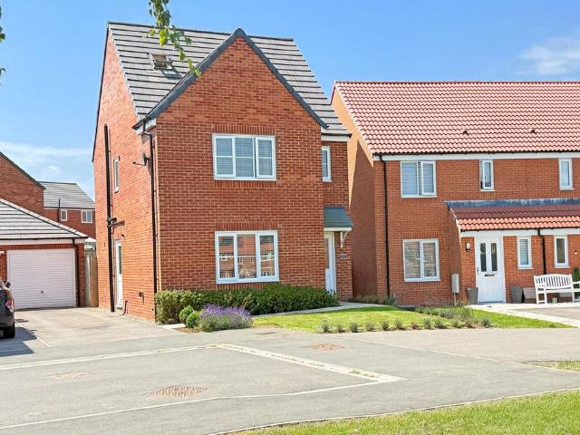 Ribblehead Road, Harrogate, HG3 4 bed detached house to rent £2,150 pcm £496 pw