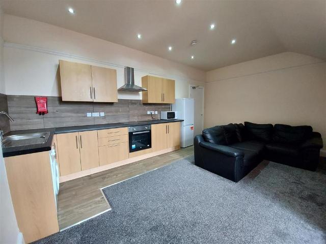 Ribblesdale Place, Preston 3 bed apartment to rent £1,625 pcm £375 pw
