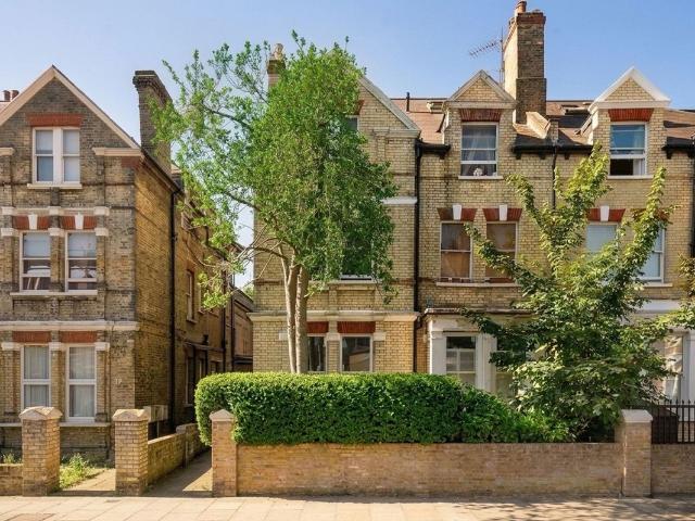 Ribblesdale Road, Crouch End N8, 3 bed flat to rent, £3,300 pcm | PrimeLocation