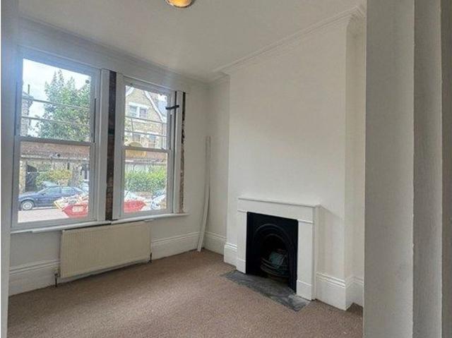 Ribblesdale Road, London N8, 2 bed flat to rent, £2,000 pcm | PrimeLocation