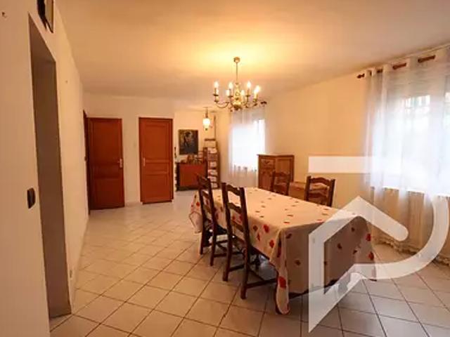 Ribécourt Dreslincourt 60170 Achat / Vente maison 8 pièces t8 au dernier étage