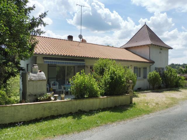 Riberac Proche Commerces 125m² Ribérac