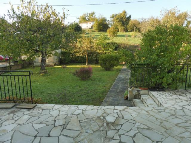 Riberac Proche Commerces 1205m² Ribérac