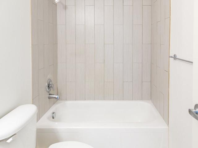 Ricardo 1 Bedroom Apartment for Rent at 811 E Armour Blvd, Kansas City, MO 64109 Central Hyde Park