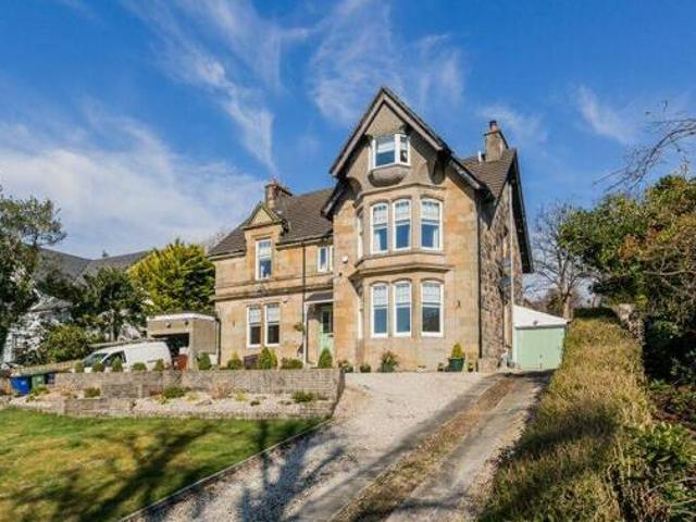 Riccartsbar Avenue, Paisley, 2 Bedroom Flat