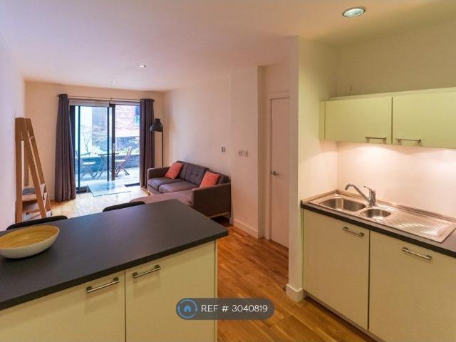 Rice Street, Manchester M3, 1 bed flat to rent, £1,150 pcm | PrimeLocation