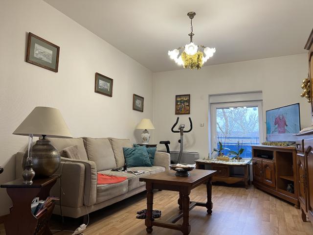 RICHARDMENIL: APPARTEMENT T3 DUPLEX AVEC TERRASSE ET PARKING