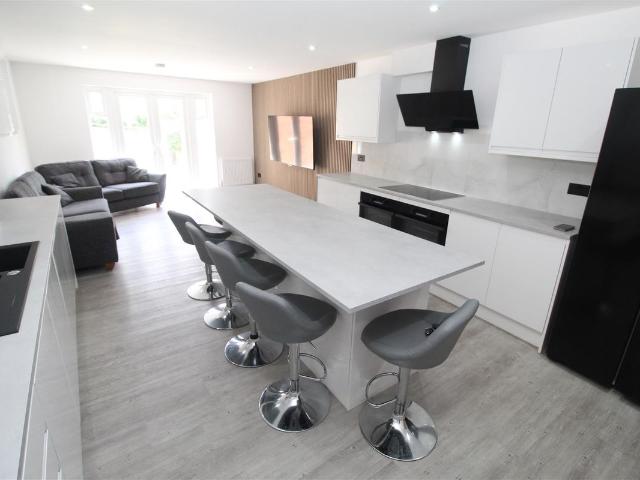 Richards Street, Cathays, Cardiff CF24, 6 bed shared accommodation to rent, £3,900 pcm | PrimeLocation