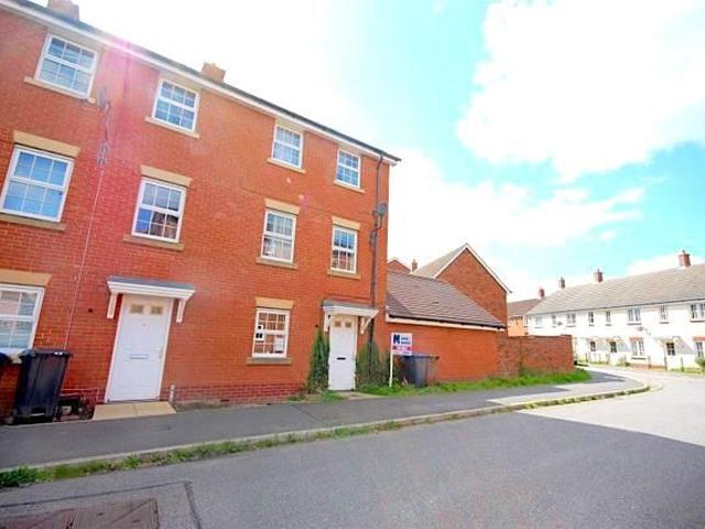 Richards Street, Hatfield AL10, 5 bed end terrace house to rent, £2,400 pcm | PrimeLocation