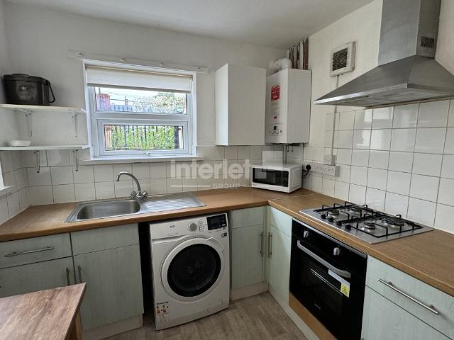 Richards Street, Property #6848