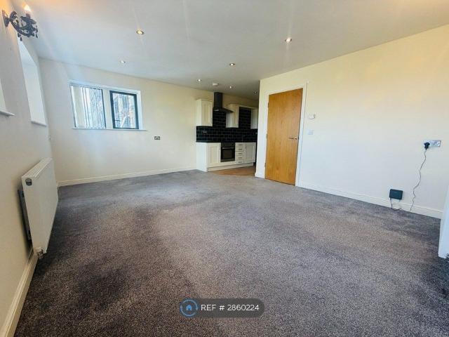 Richardshaw Lane, Pudsey LS28, 2 bed flat to rent, £850 pcm | PrimeLocation