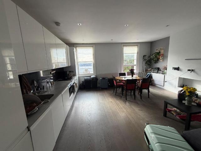 Richmond Way, London W14 3 bed flat to rent £3,750 pcm £865 pw
