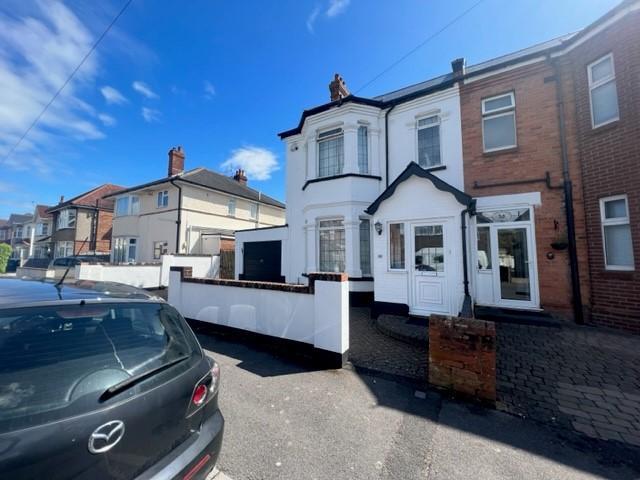 RICHMOND WOOD ROAD, BOURNEMOUTH, BH8 9DJ 5 bed semi detached house to rent £2,875 pcm £663 pw