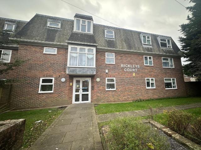 Richmond Avenue, Bognor Regis PO21, Studio to rent, £850 pcm | PrimeLocation