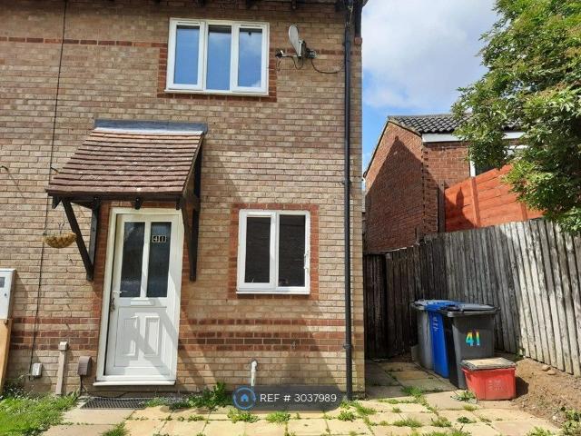 Richmond Avenue, Kettering NN15, 2 bed end terrace house to rent, £1,050 pcm | PrimeLocation