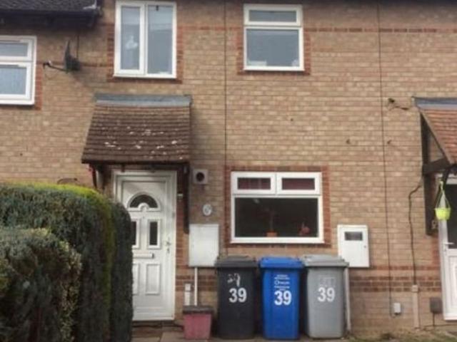 Richmond Avenue, Kettering NN15, 2 bed property to rent, £850 pcm | PrimeLocation