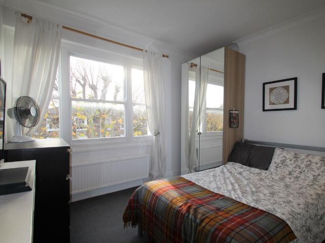 Richmond Avenue, Islington N1, Studio to rent, £1,500 pcm | PrimeLocation