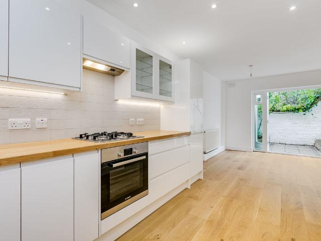 Richmond Avenue, London N1, 2 bed terraced house to rent, £4,500 pcm | PrimeLocation