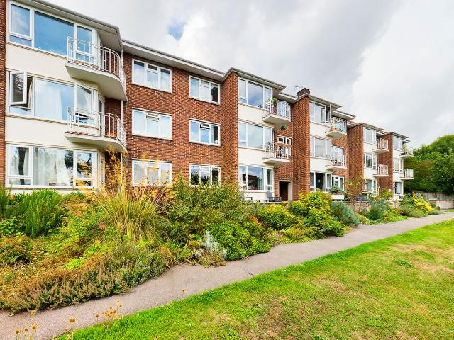 Richmond Court, Conegra Road, High Wycombe, Buckinghamshire HP13, 2 bed flat to rent, £1,400 pcm | PrimeLocation