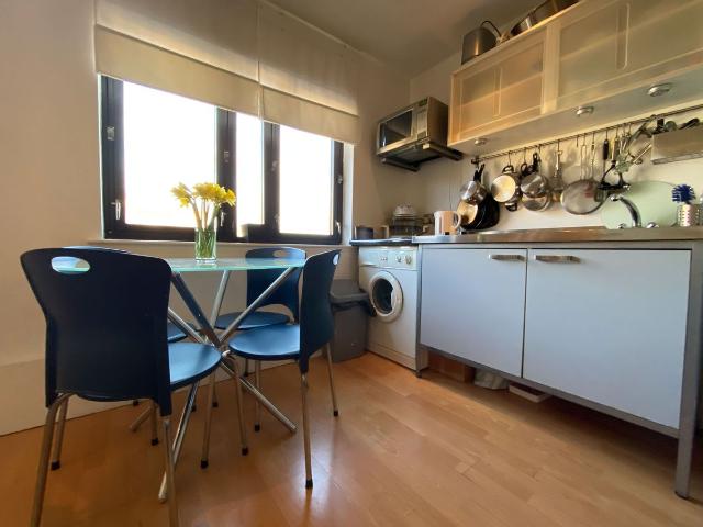 Richmond Court, Richmond Road, Roath CF24, 1 bed terraced house to rent, £750 pcm | PrimeLocation