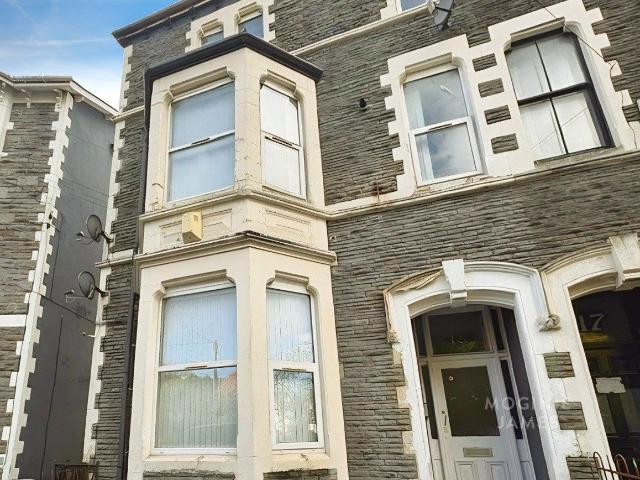 Richmond Crescent, Cardiff CF24, 3 bed flat to rent, £1,725 pcm | PrimeLocation