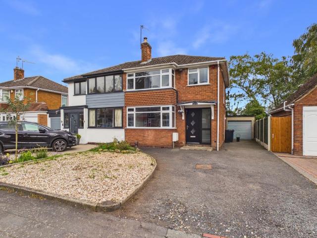 Richmond Grove, Stourbridge, West Midlands DY8, 3 bed semi detached house to rent, £1,250 pcm | PrimeLocation