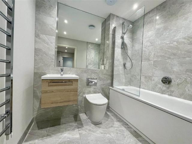 Richmond Hill, Bournemouth, Dorset, BH2 1 bed apartment to rent £1,025 pcm £237 pw