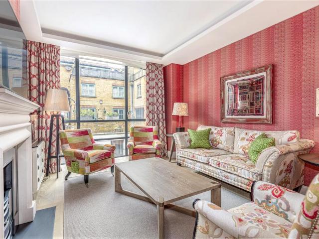 Richmond Mews, London, W1D 1 bed apartment to rent £8,250 pcm £1,904 pw