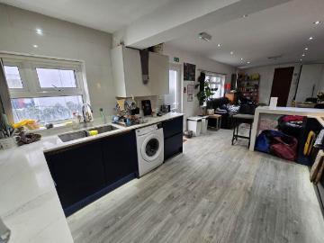 Richmond Road, Cathays, Cardiff 8 bed house to rent £4,000 pcm £923 pw