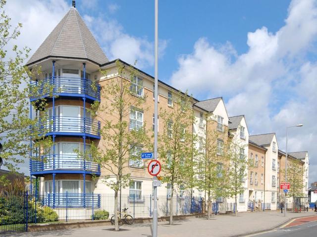 Richmond Road, Kingston, Kingston Upon Thames KT2, 2 bed flat to rent, £2,500 pcm | PrimeLocation