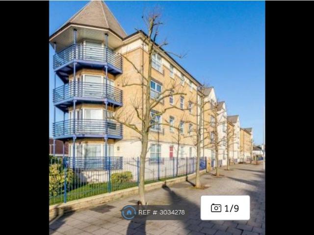 Richmond Road, Kingston Upon Thames KT2, 2 bed flat to rent, £2,150 pcm | PrimeLocation